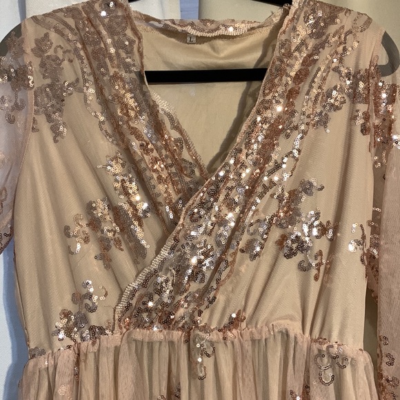 Glamorous sparkly evening dress - Picture 2 of 7